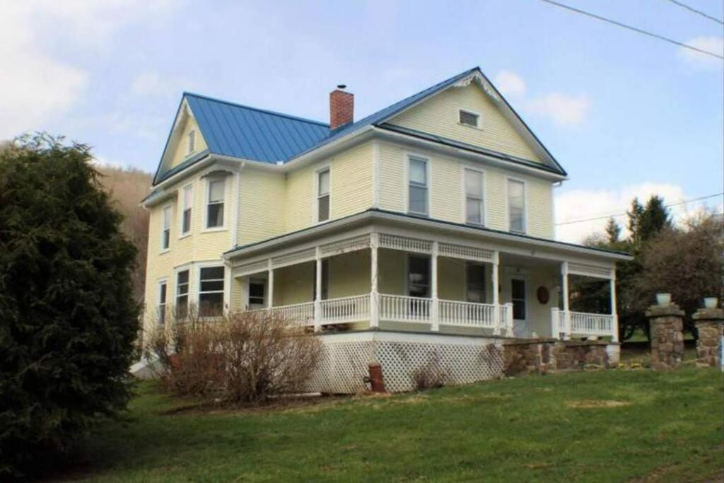 Basecampwv-Durbin. Spacious 4 Bedroom House W/Yard Dış mekan fotoğraf