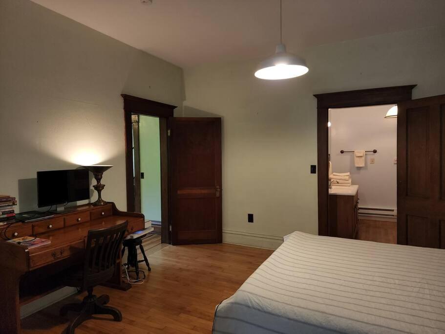 Basecampwv-Durbin. Spacious 4 Bedroom House W/Yard Dış mekan fotoğraf