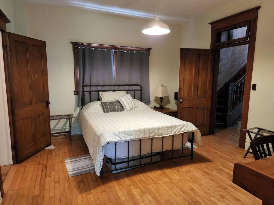 Basecampwv-Durbin. Spacious 4 Bedroom House W/Yard Dış mekan fotoğraf